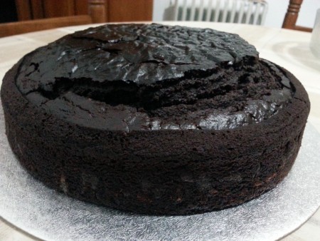 Bizcocho de chocolate sin huevo ni leche